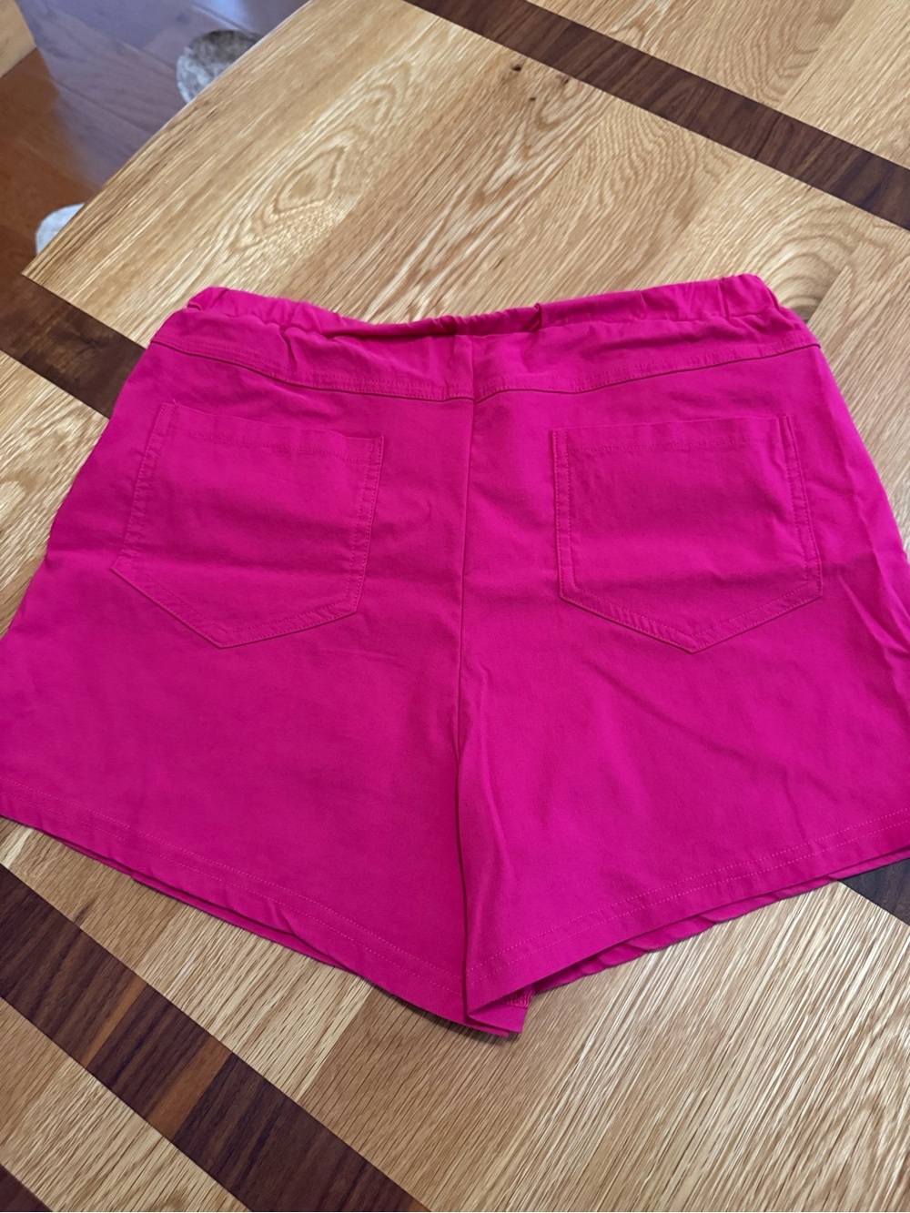 Pink shorts - Picture 4 of 5
